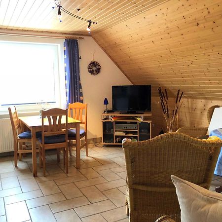 Ferienwohnung mit Garten Wieck Exterior foto