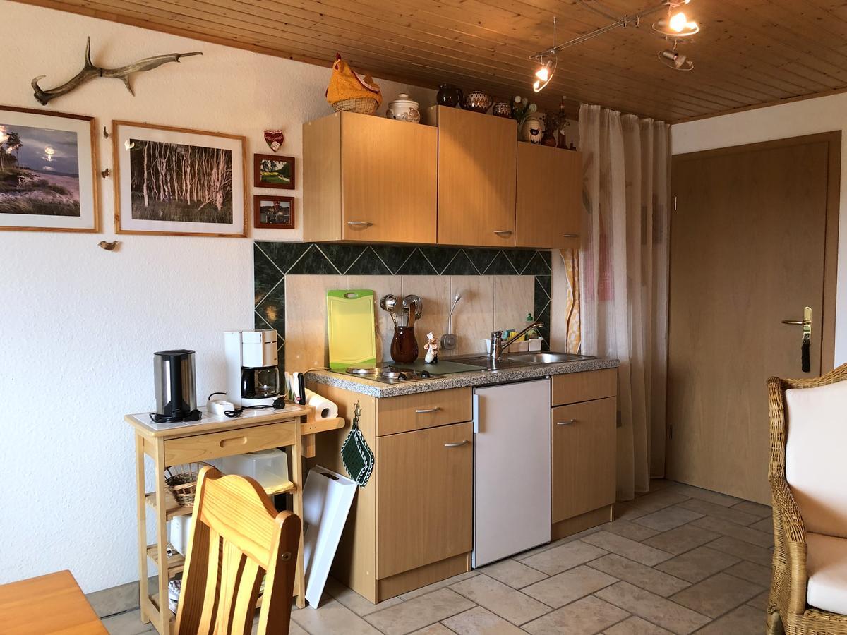 Ferienwohnung mit Garten Wieck Exterior foto